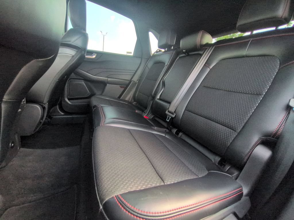 Used 2025 Ford Escape ST-Line AWD/4WD image 27