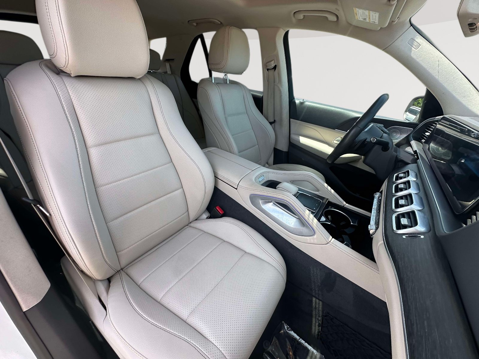 Used 2020 Mercedes-Benz GLE 350 4MATIC image 26