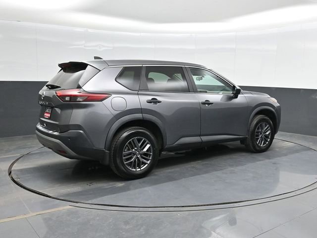 Used 2023 Nissan Rogue S image 3