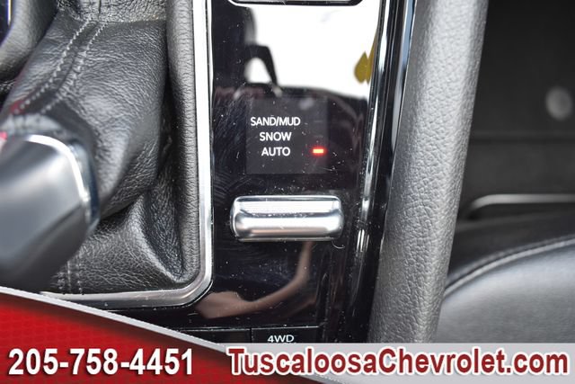 Used 2025 Jeep Compass Limited AWD/4WD image 37