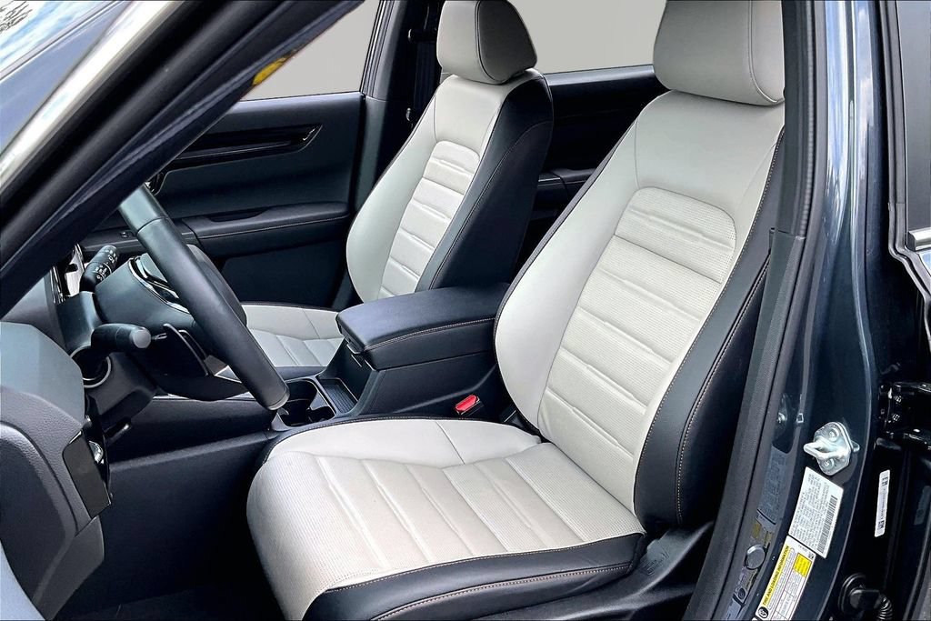 Used 2024 Honda CR-V Sport Touring image 17
