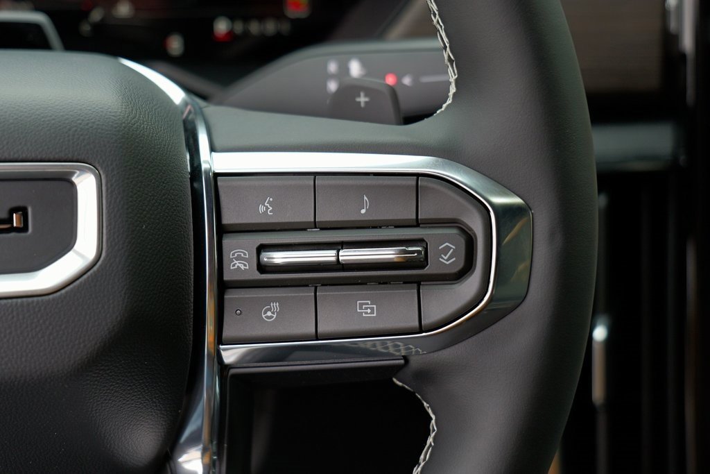 New 2026 GMC Acadia Denali w/ Super Cruise Package image 13