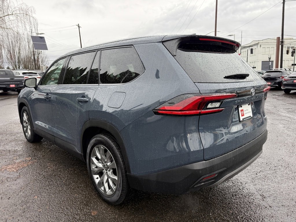 Certified 2025 Toyota Grand Highlander FWD image 5