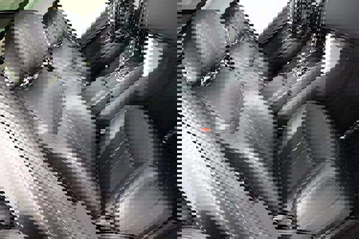 Used 2022 Land Rover Range Rover Long Wheelbase First Edition image 42