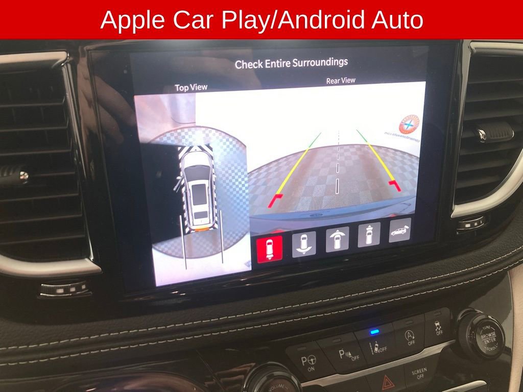 Used 2024 Chrysler Pacifica Limited image 6