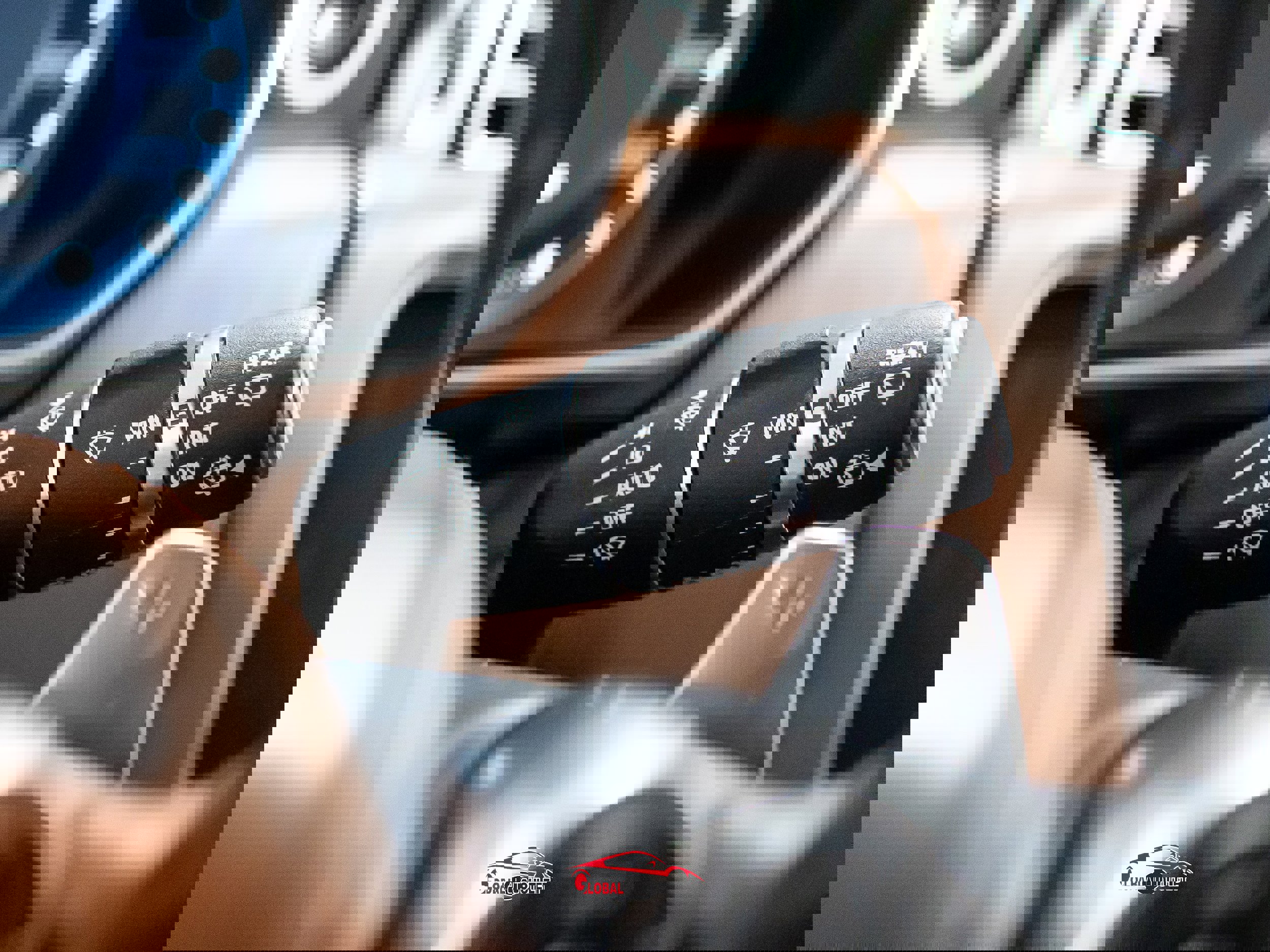 Used 2016 Land Rover Range Rover Autobiography image 31