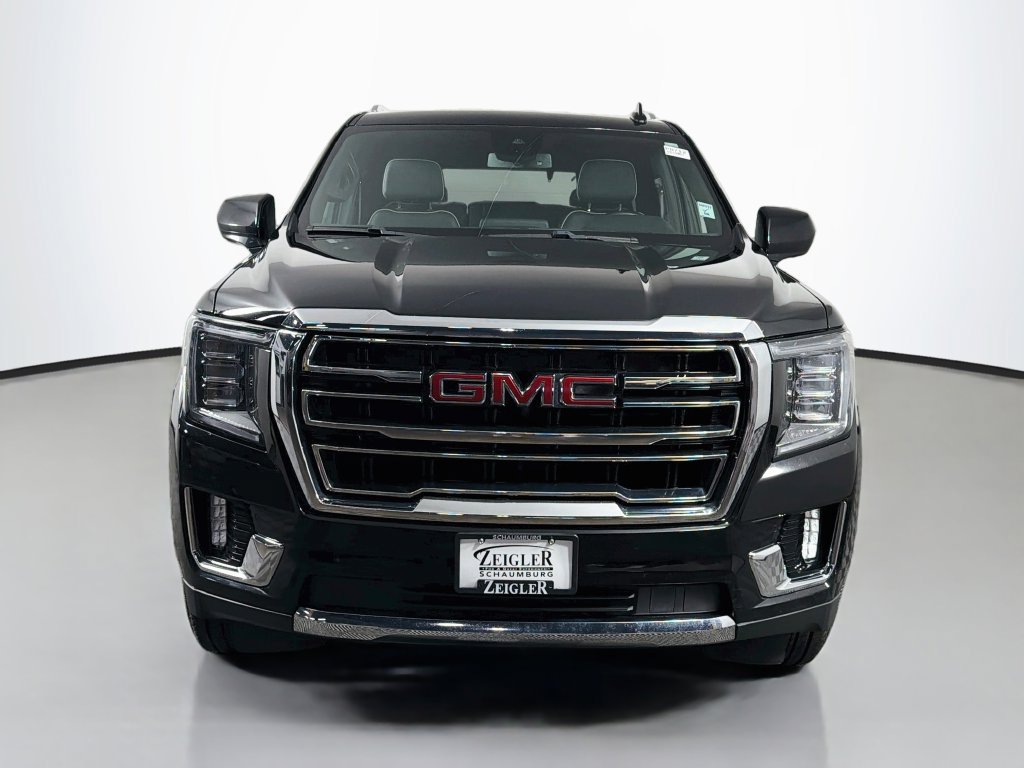 Used 2024 GMC Yukon SLT AWD/4WD image 2
