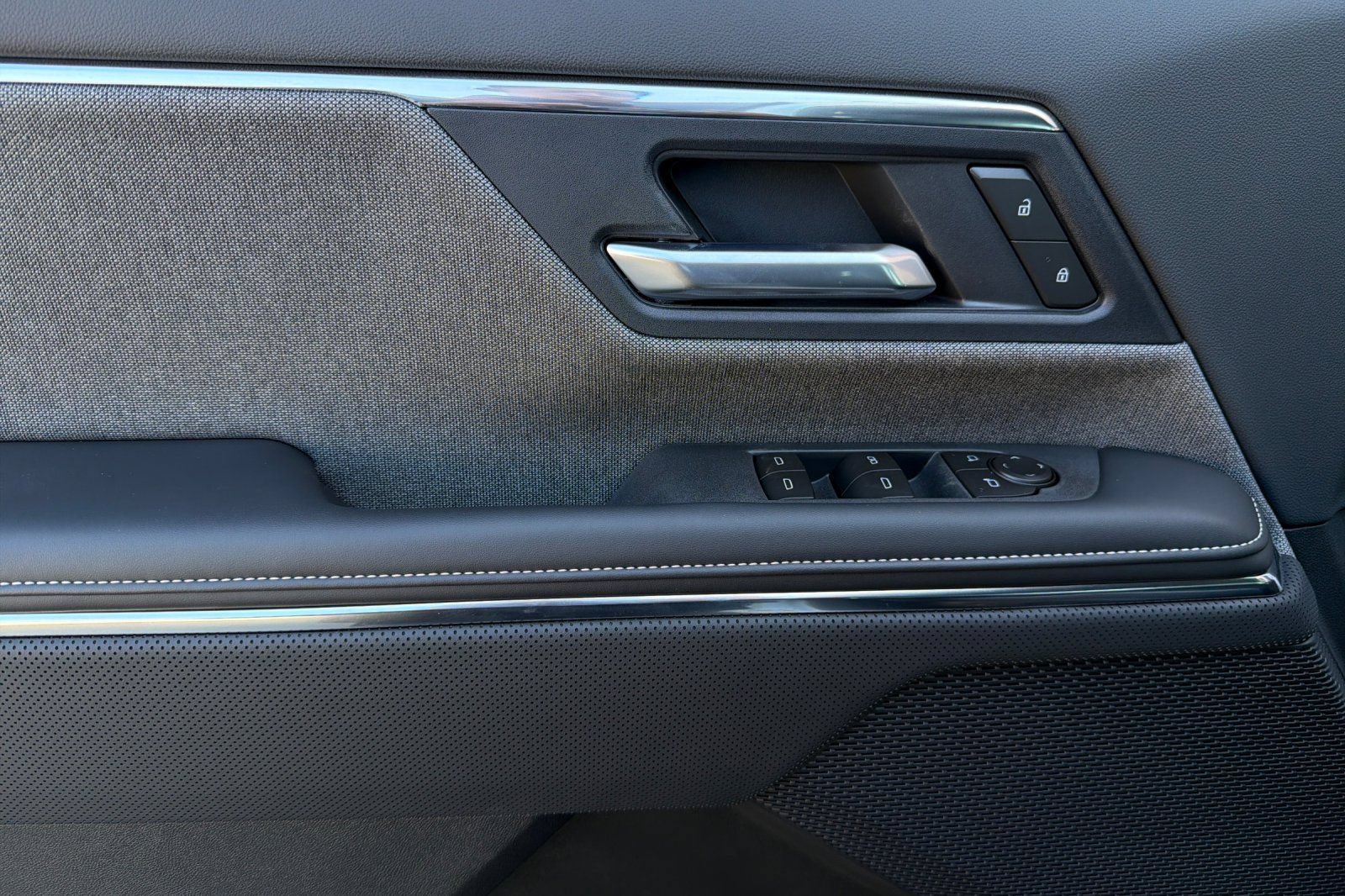 New 2026 GMC Sierra EV Elevation AWD/4WD image 10