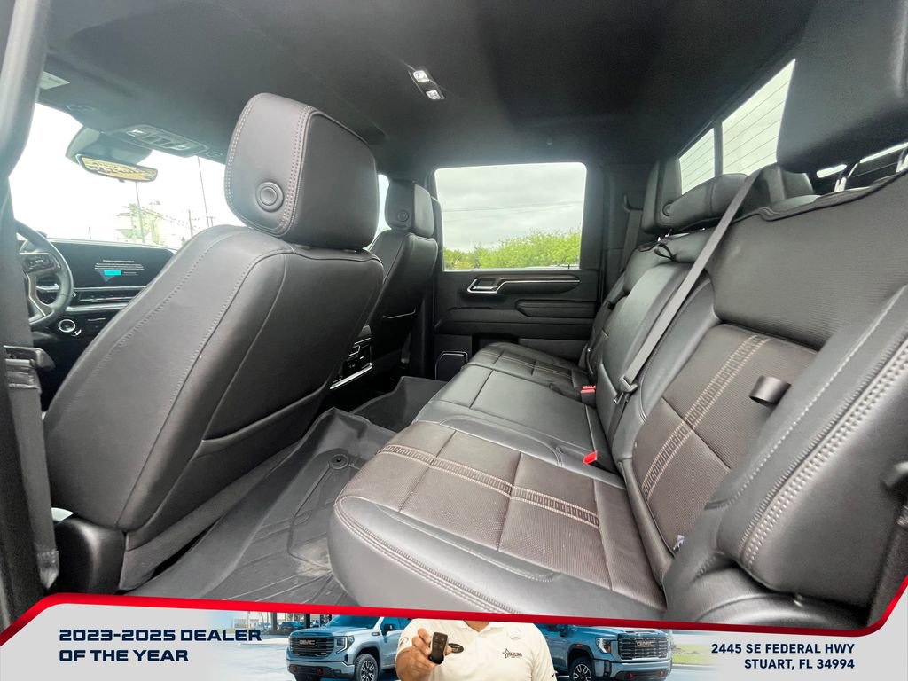 Used 2024 Chevrolet Silverado 2500 High Country w/ High Country Premium Package image 12