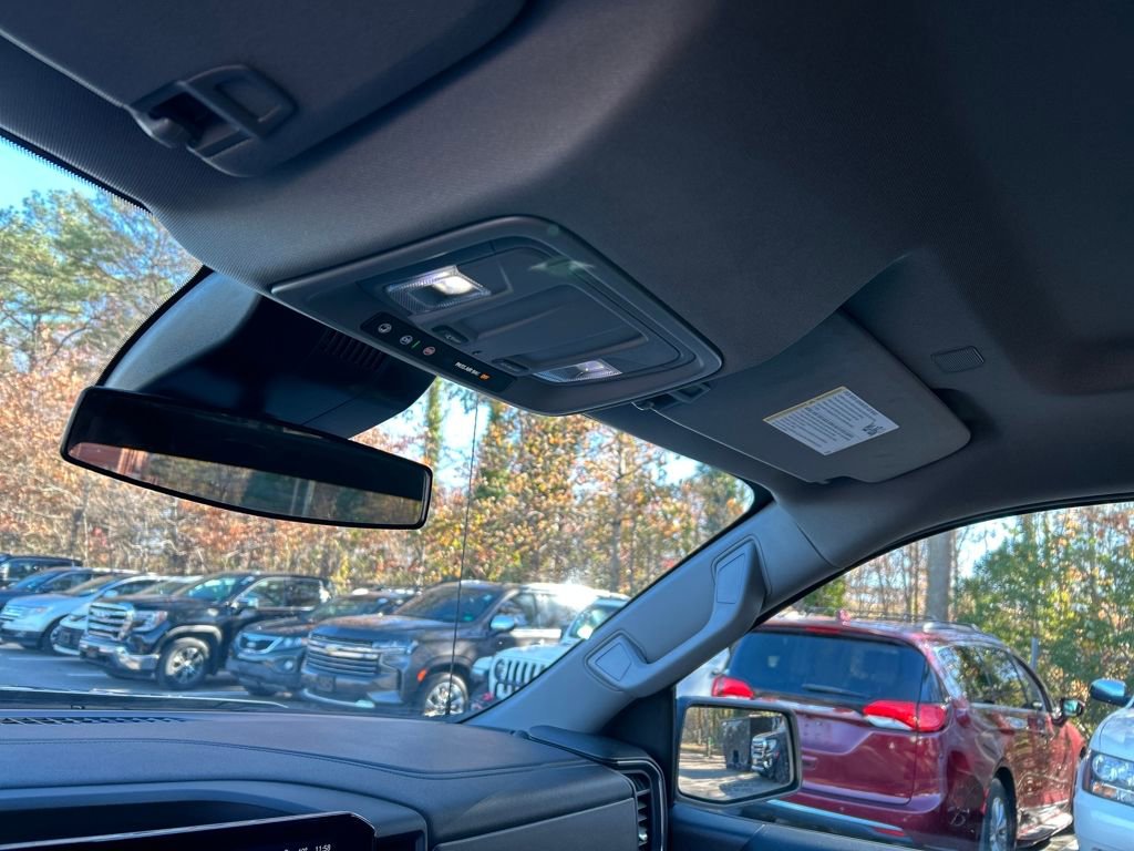 Used 2025 Chevrolet Silverado 1500 LT image 23