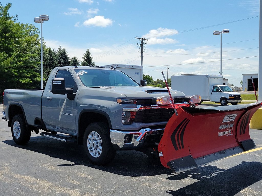 Certified 2024 Chevrolet Silverado 2500 LT w/ Convenience Package image 2