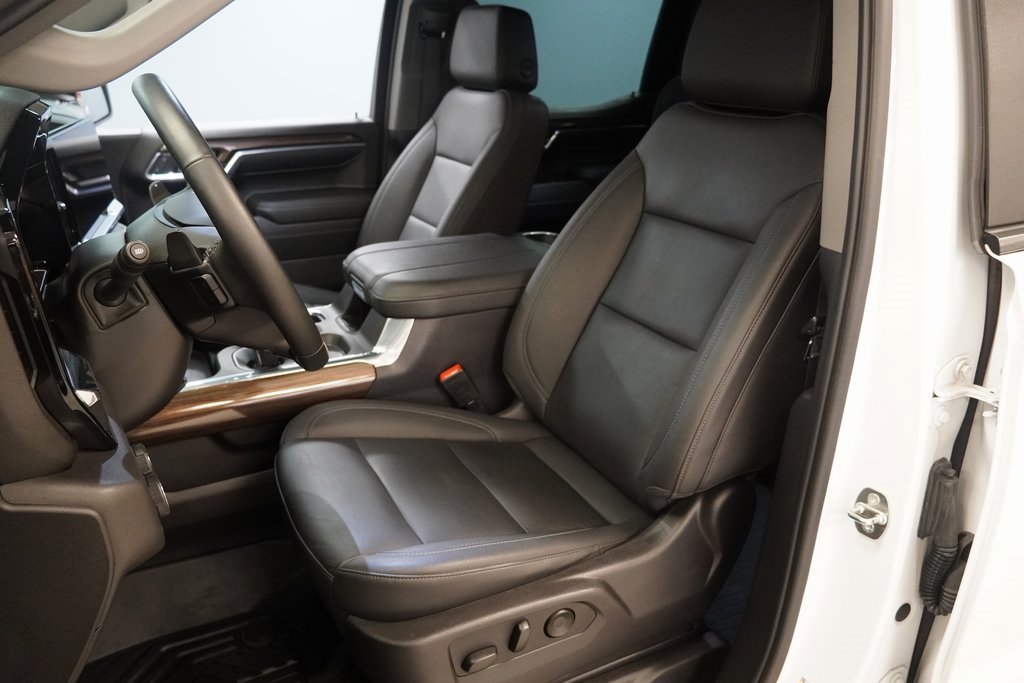 Certified 2024 Chevrolet Silverado 1500 LT Trail Boss w/ Convenience Package II image 4