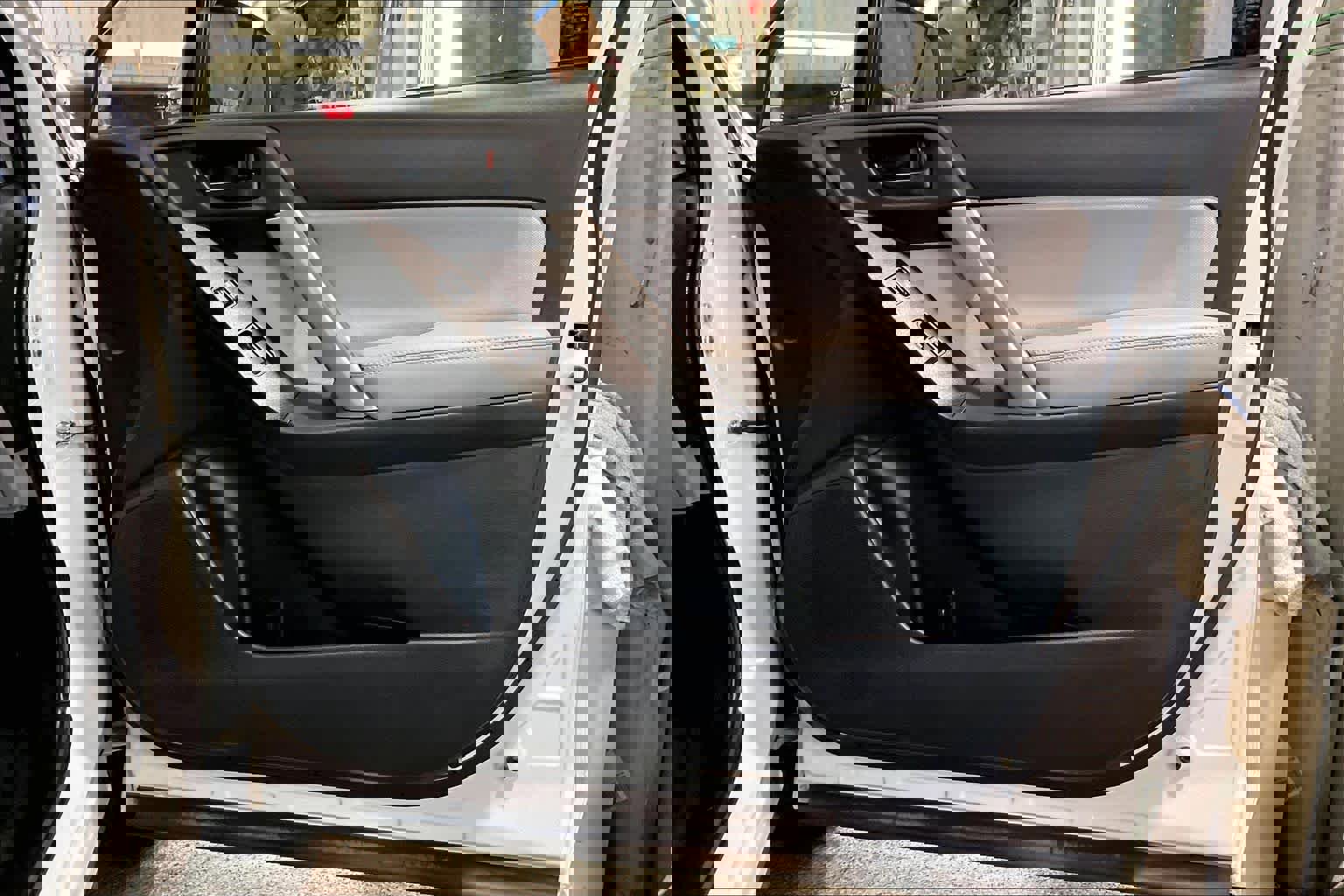 Used 2016 Subaru Forester 2.5i w/ Alloy Wheel Package image 22