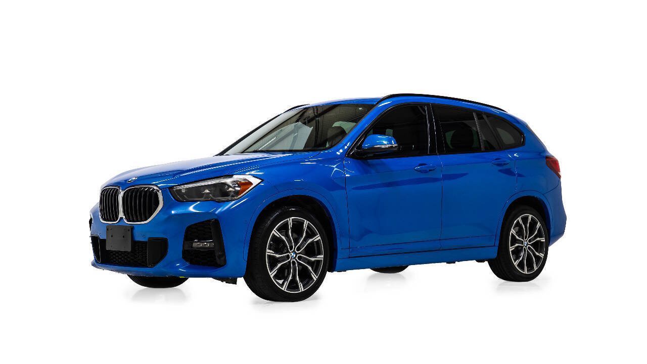 Used 2021 BMW X1 sDrive28i w/ M Sport Package FWD image 2