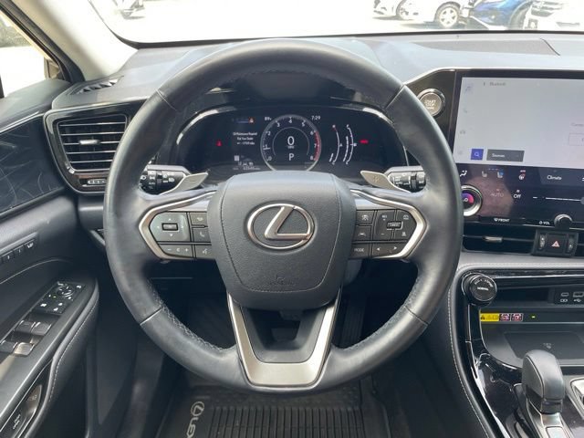 Used 2022 Lexus NX 350 AWD image 18