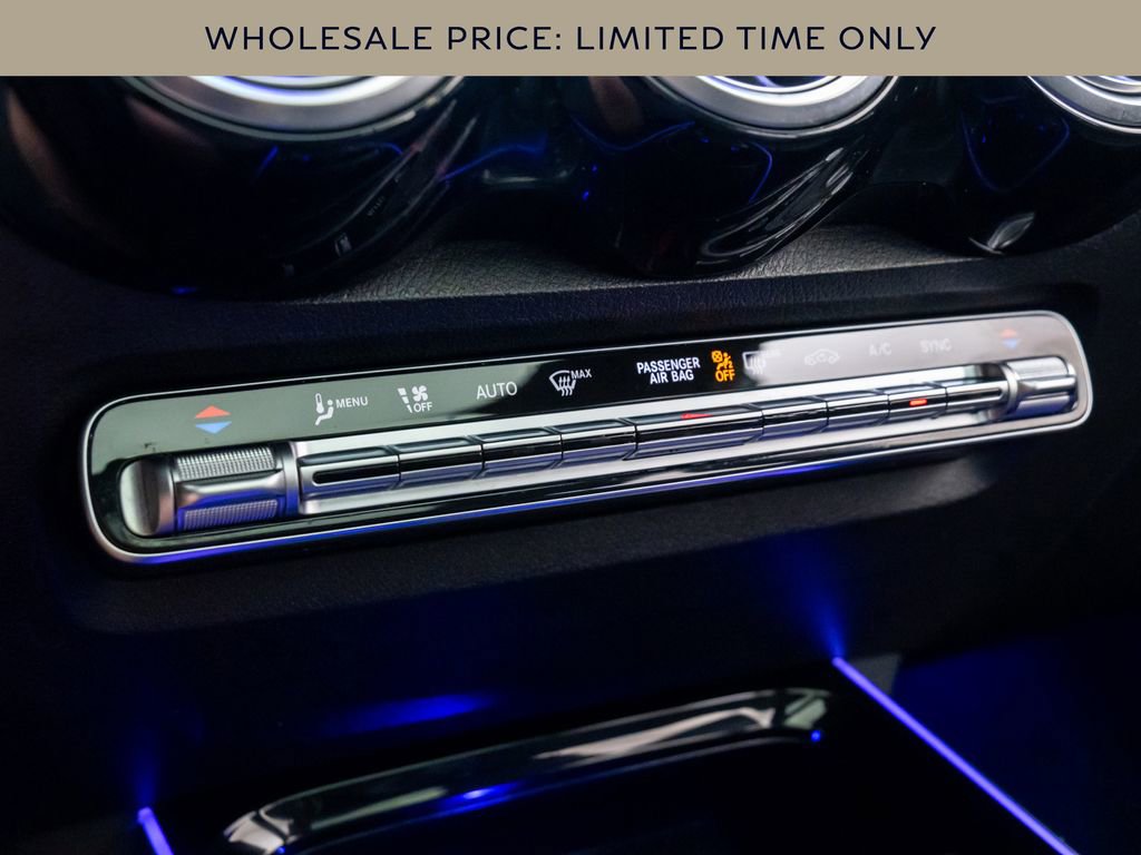Used 2022 Mercedes-Benz GLB 250 4MATIC image 27