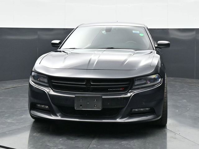 Used 2016 Dodge Charger R/T RWD image 2