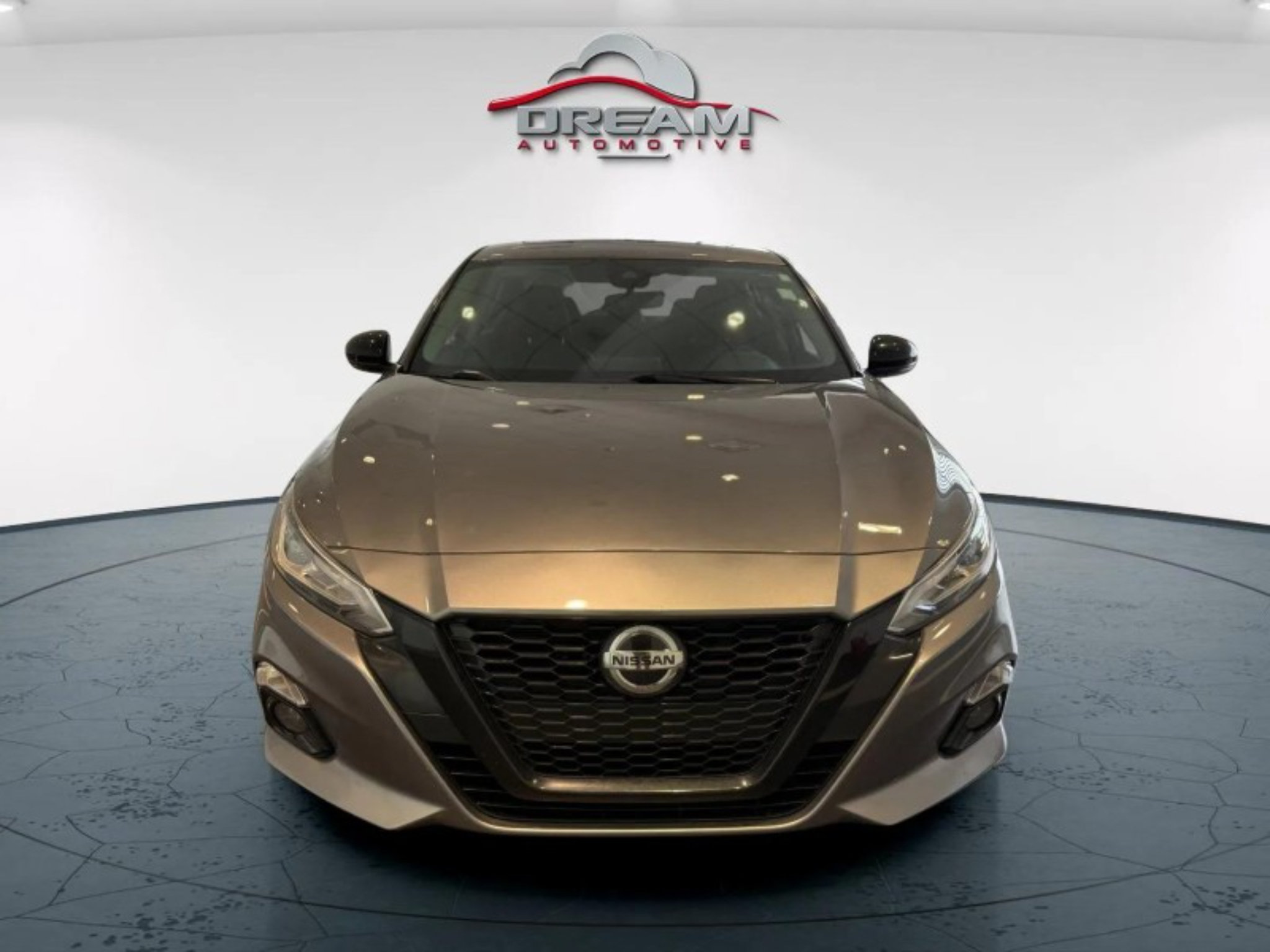 Used 2022 Nissan Altima 2.5 SR w/ Midnight Edition Package AWD/4WD image 3