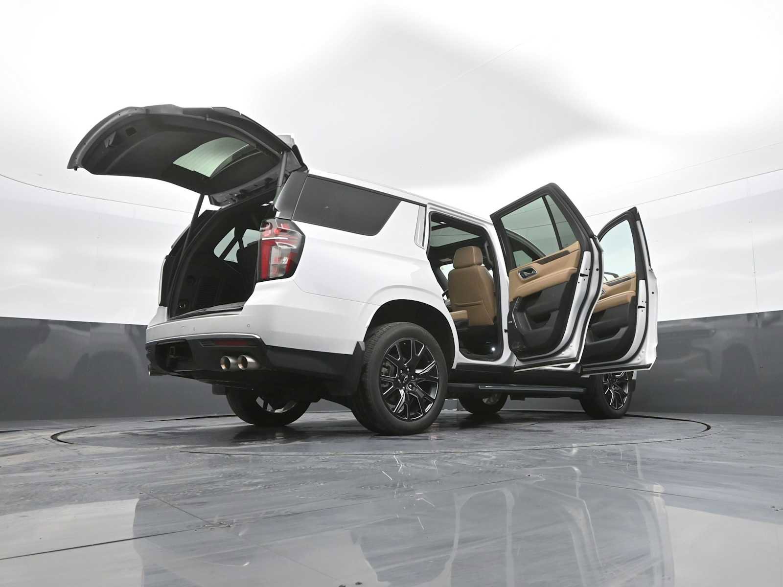 Used 2023 Chevrolet Tahoe Premier image 46