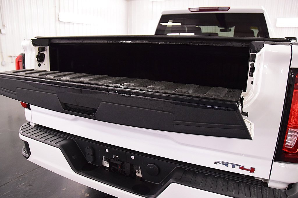 Used 2021 GMC Sierra 2500 AT4 image 7