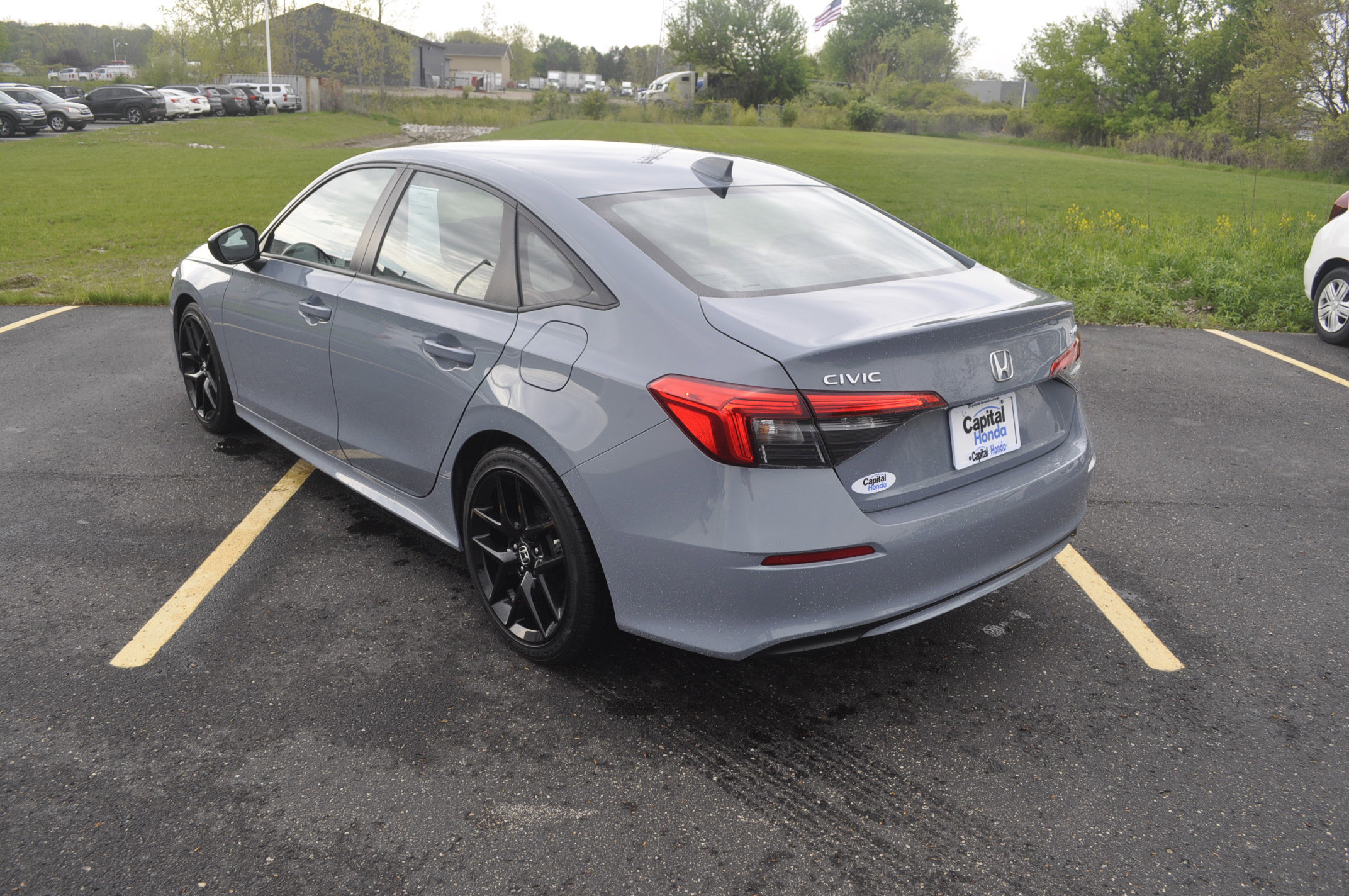 Used 2023 Honda Civic Sport image 5