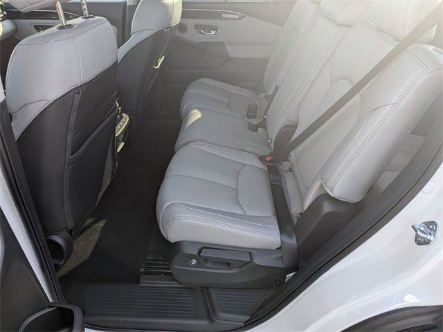 New 2025 Honda Pilot EX-L image 24