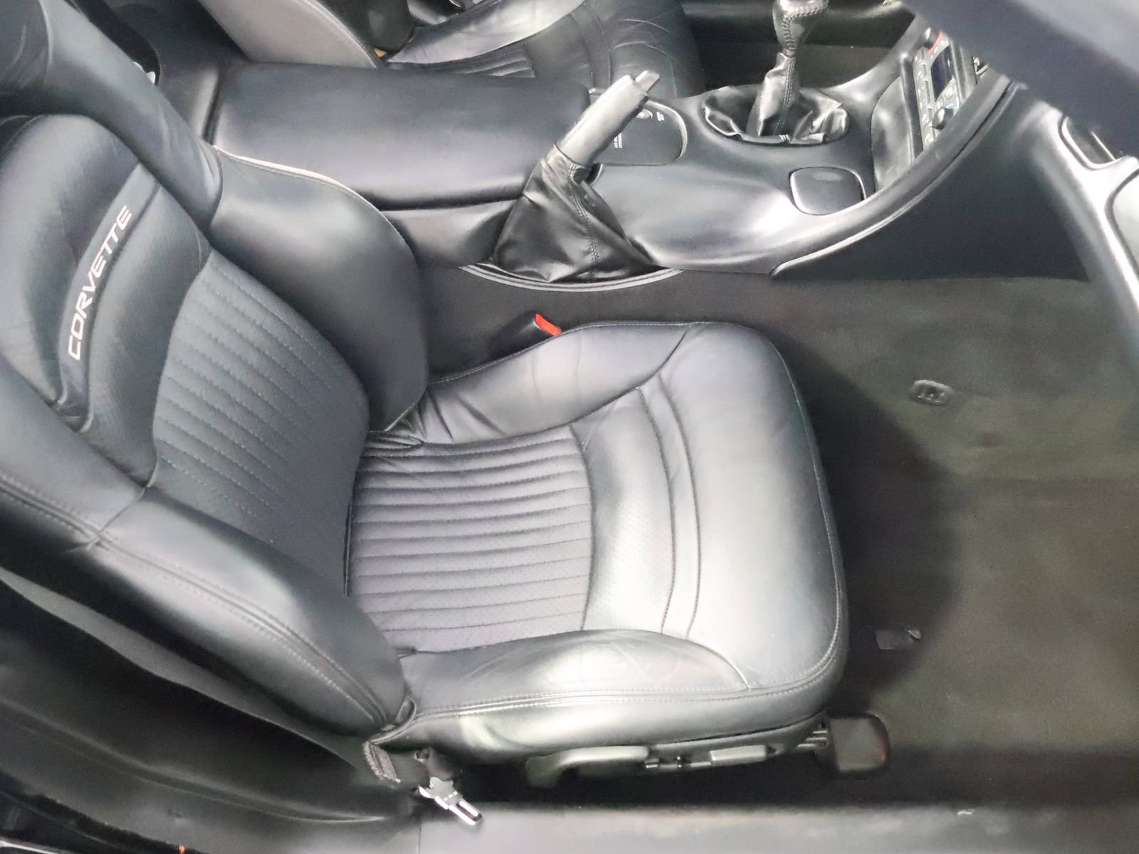 Used 2003 Chevrolet Corvette Convertible w/ Preferred Equipment Group1 RWD image 51