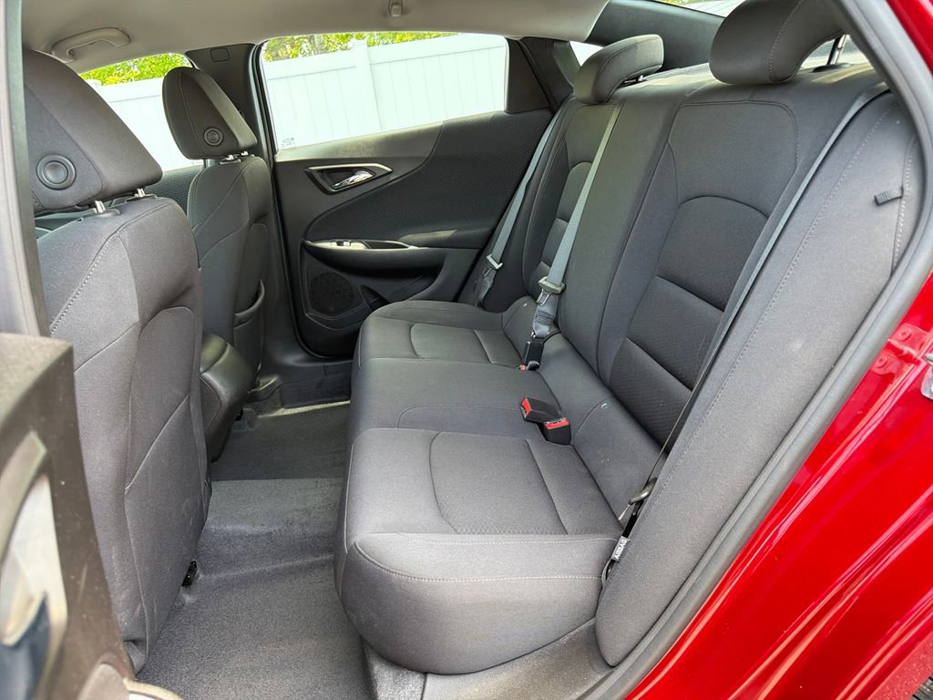 Used 2024 Chevrolet Malibu RS FWD image 26