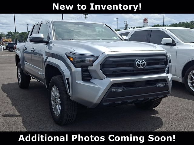 Used 2024 Toyota Tacoma SR5 AWD/4WD video 1