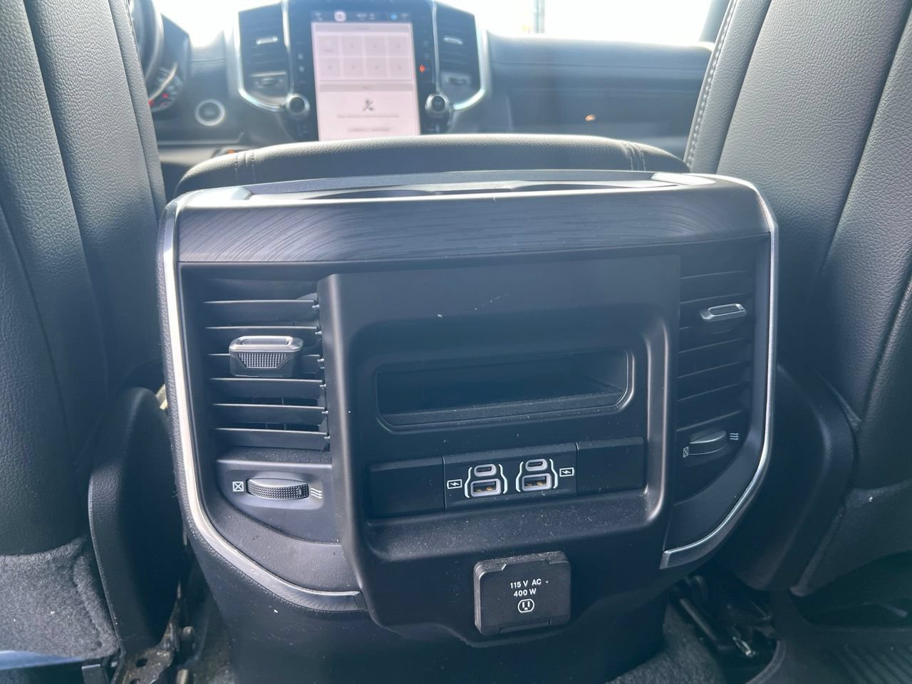 Used 2023 RAM 1500 Laramie AWD/4WD image 22