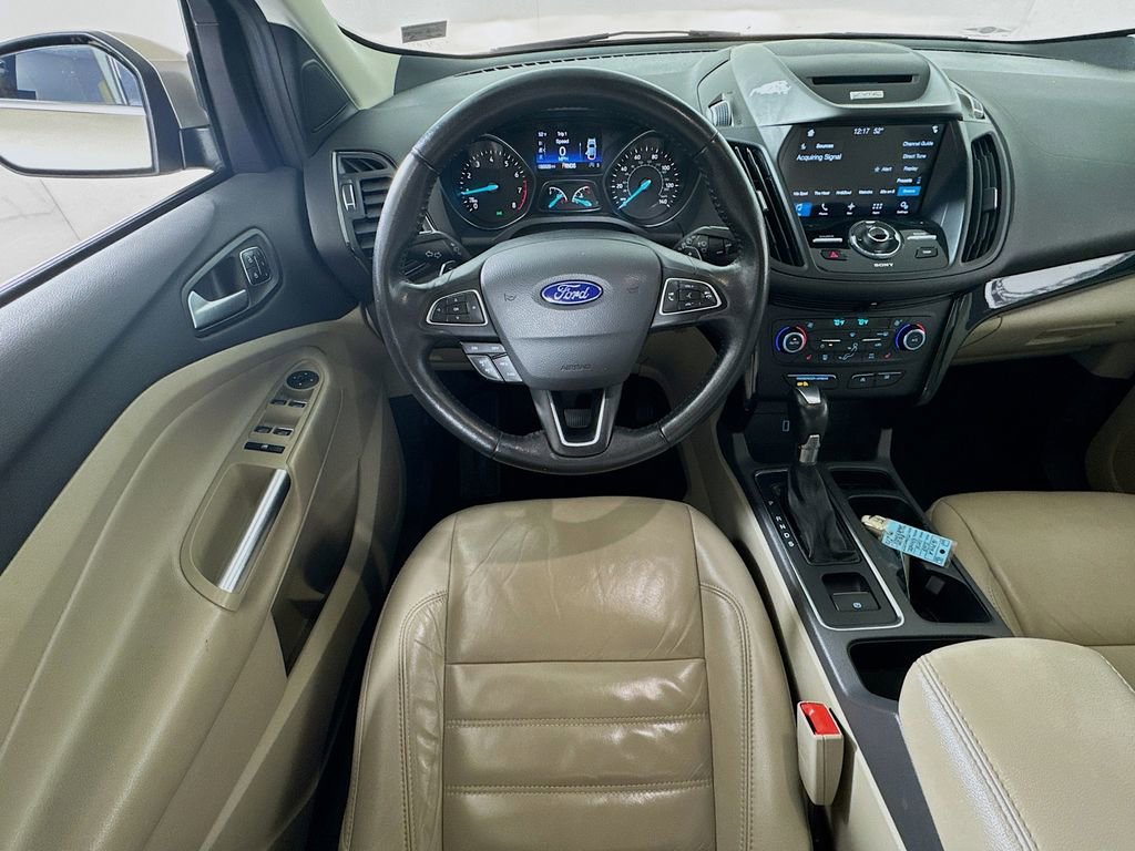 Used 2017 Ford Escape Titanium image 23