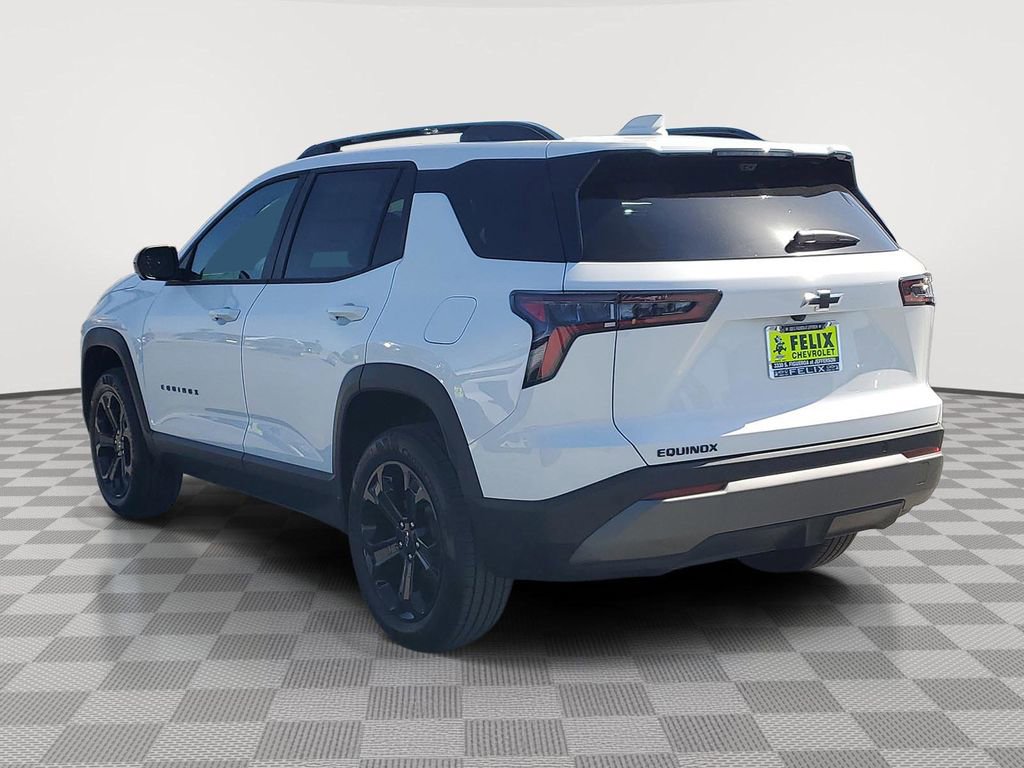 New 2026 Chevrolet Equinox LT w/ Midnight Edition image 3
