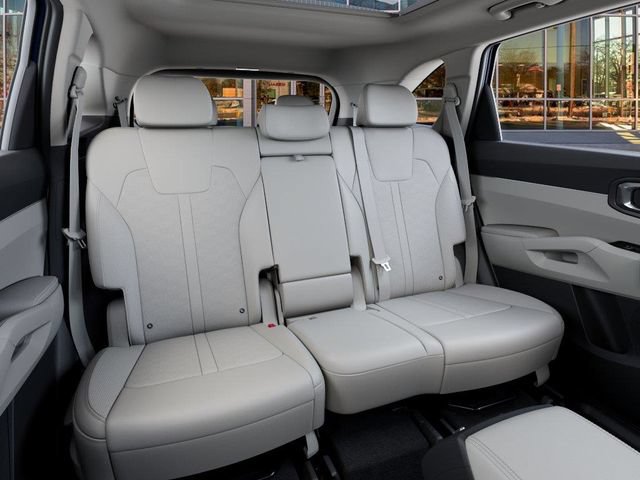 New 2026 Kia Sorento S FWD image 16