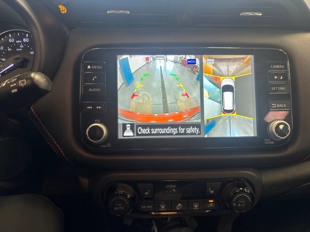 Used 2023 Nissan Kicks SR w/ SR Premium Package FWD image 5