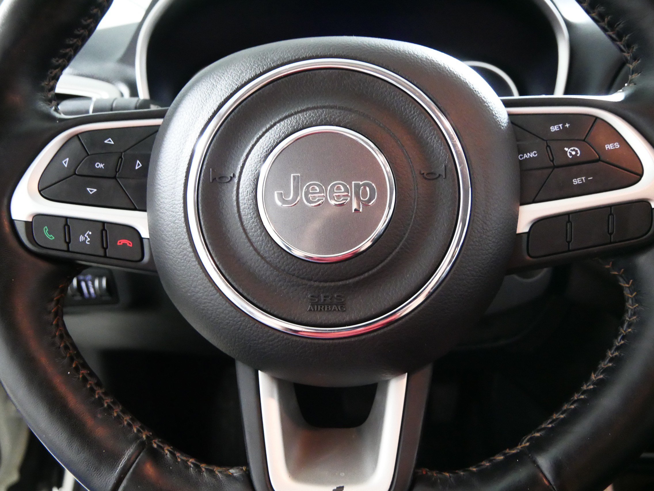 Used 2018 Jeep Compass Latitude w/ Popular Equipment Group AWD/4WD image 25
