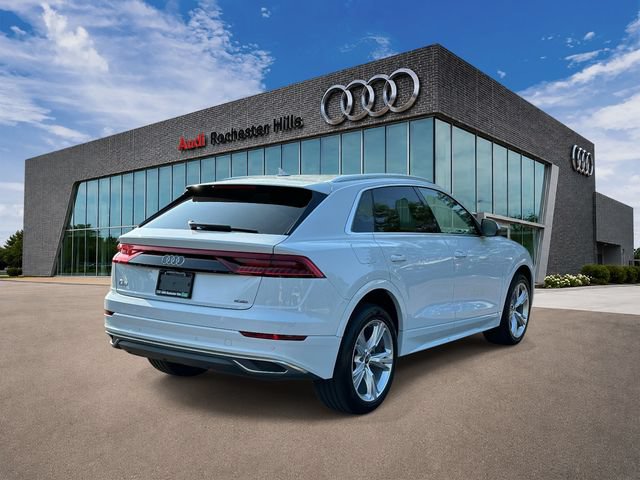 Used 2023 Audi Q8 Premium AWD/4WD image 5