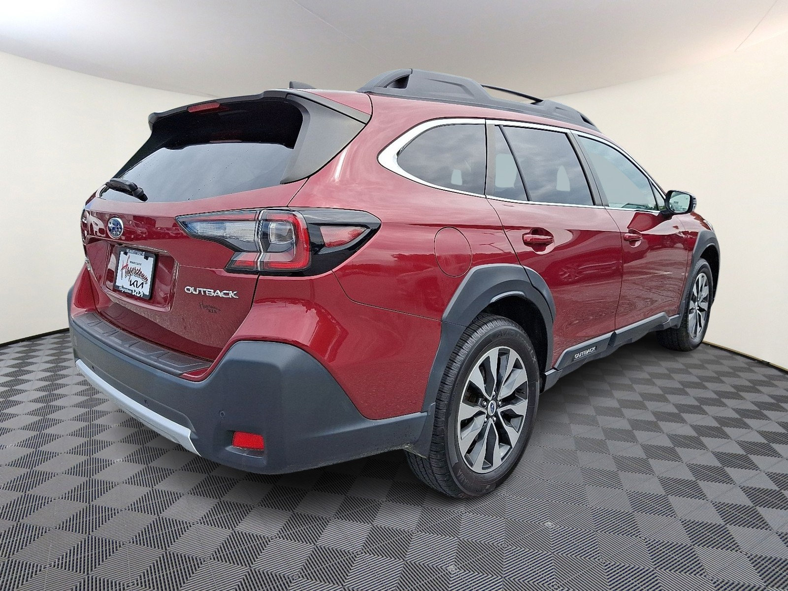 Used 2023 Subaru Outback Limited AWD/4WD image 6