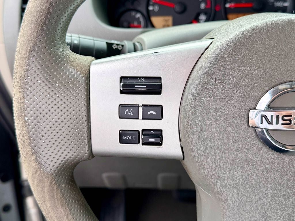 Used 2016 Nissan Frontier SV AWD/4WD image 27