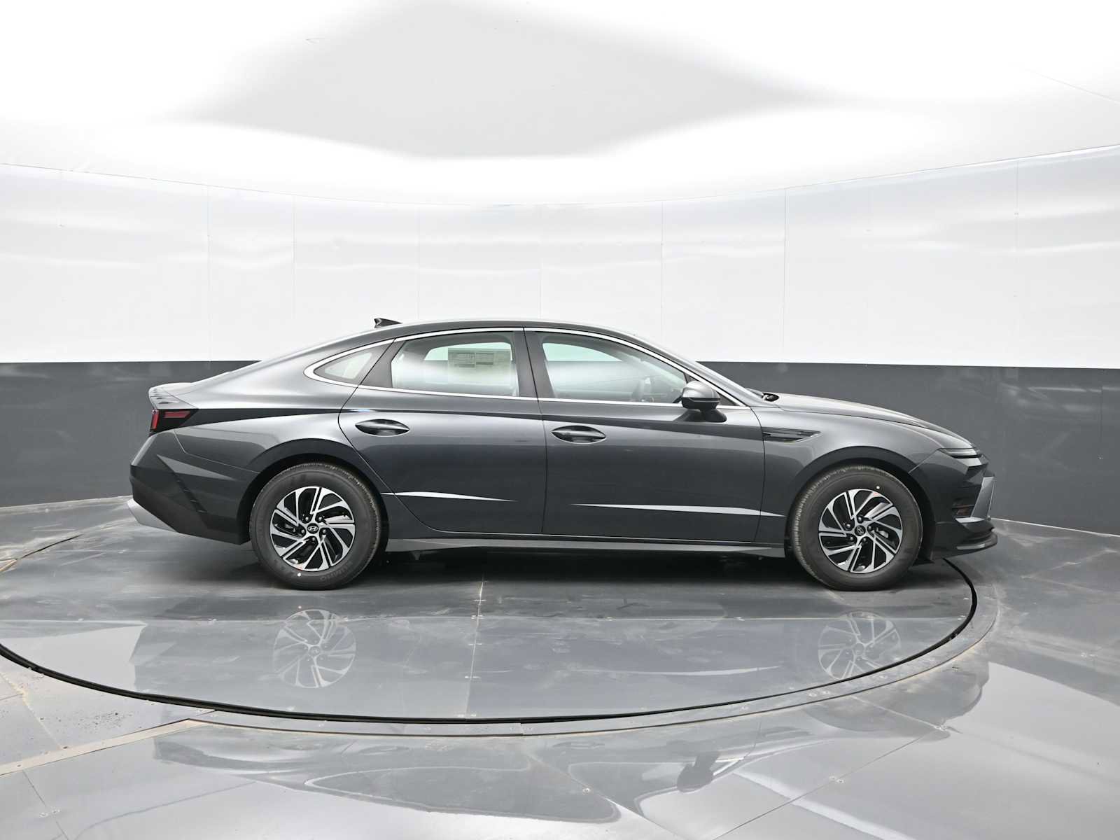 New 2026 Hyundai Sonata Blue image 9