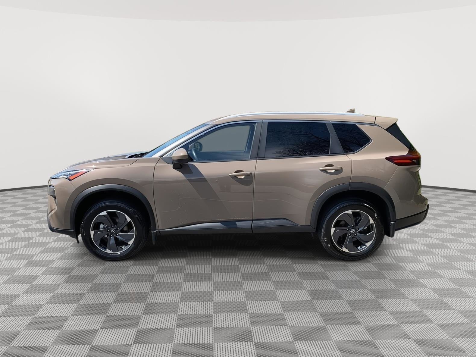 Certified 2024 Nissan Rogue SV w/ SV Premium Package image 2
