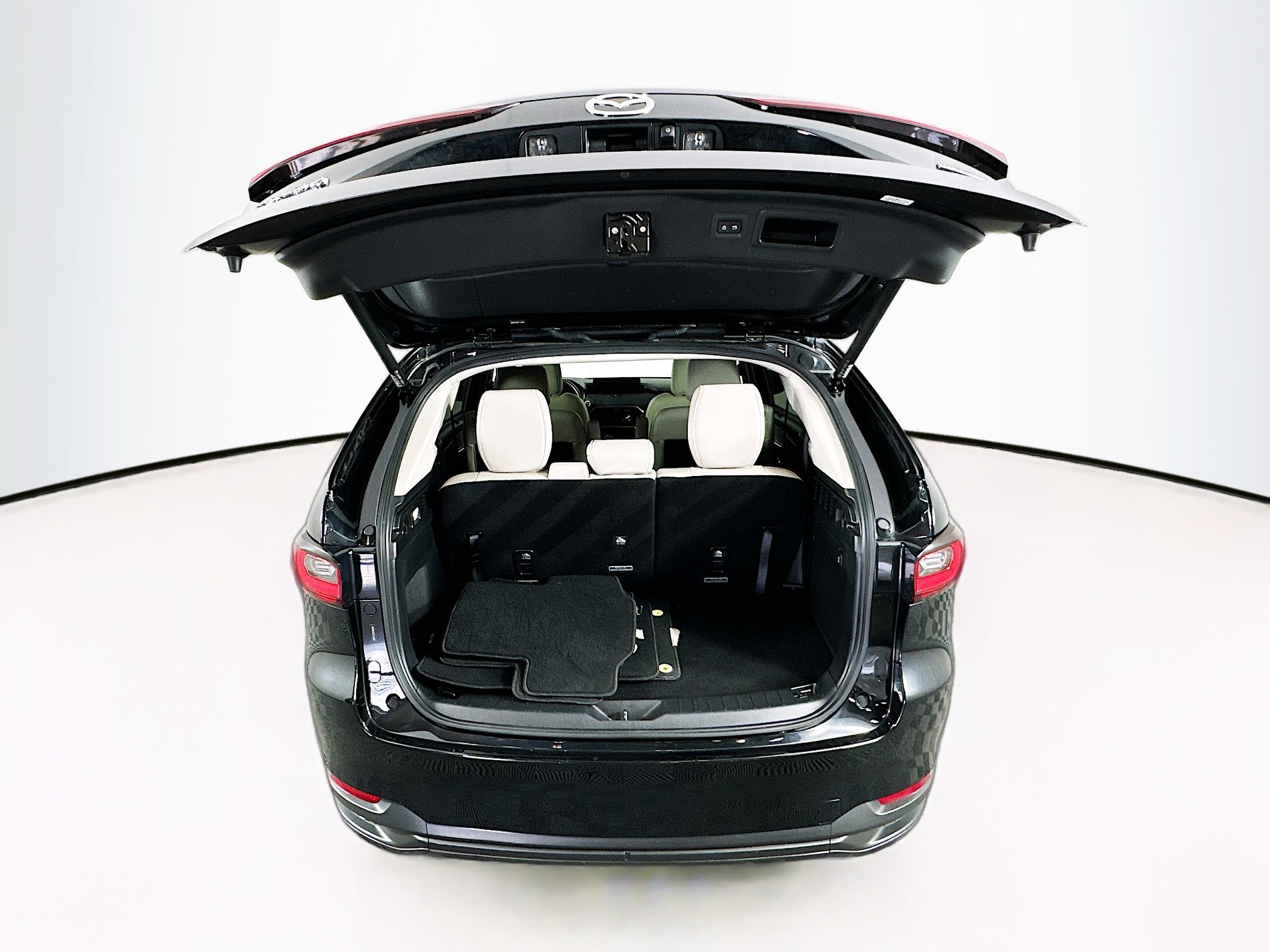 Used 2024 MAZDA CX-90 Plug-In Hybrid w/ Preferred AWD/4WD image 30