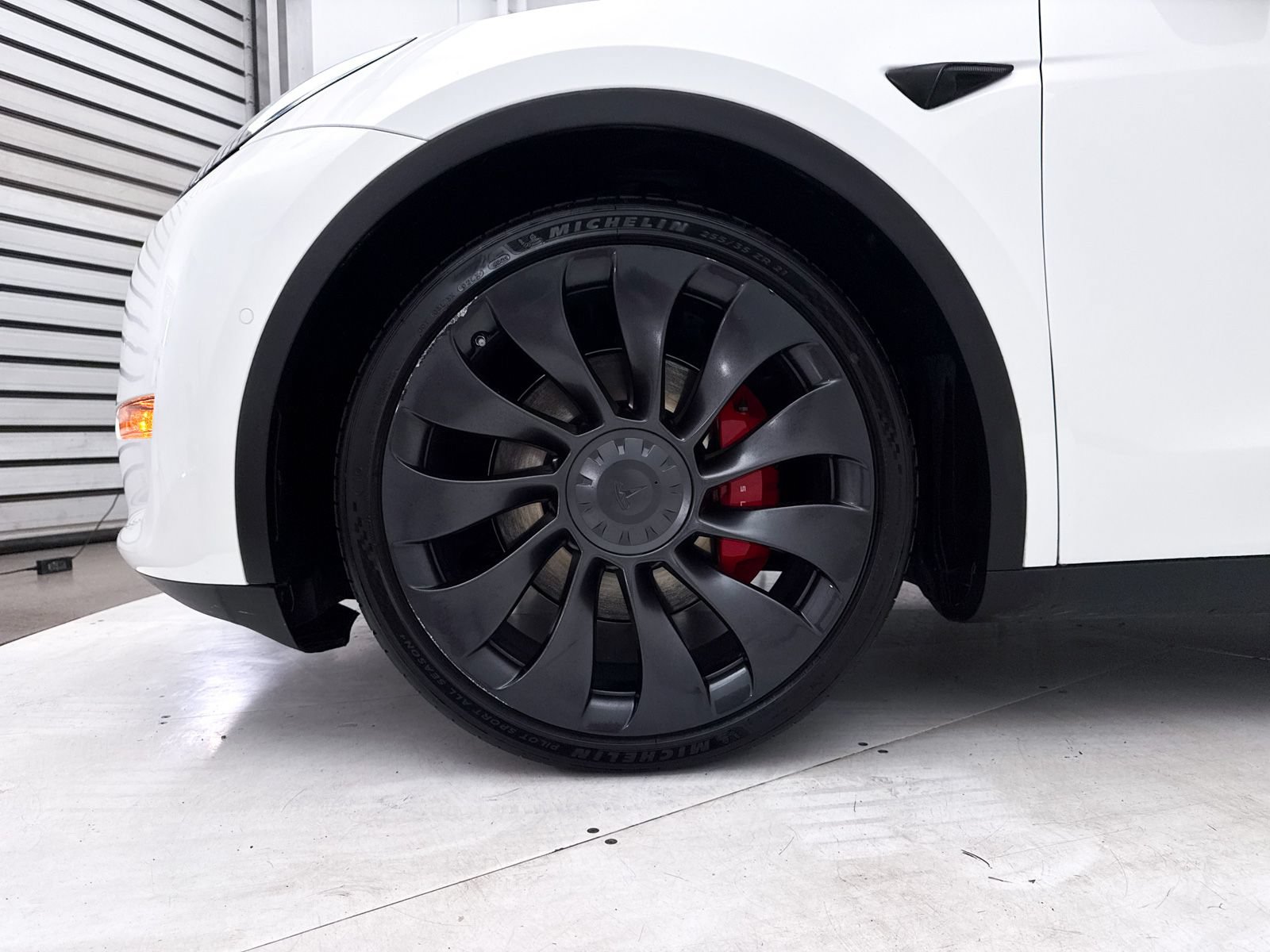 Used 2022 Tesla Model Y Performance AWD/4WD image 15