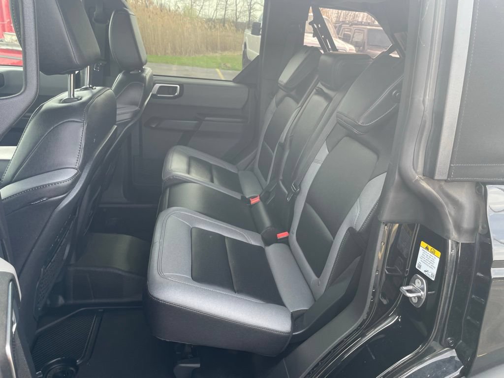 Certified 2024 Ford Bronco Black Diamond AWD/4WD image 28