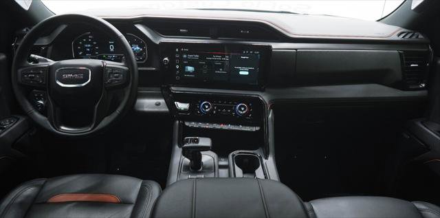 Used 2025 GMC Sierra 1500 AT4 image 2