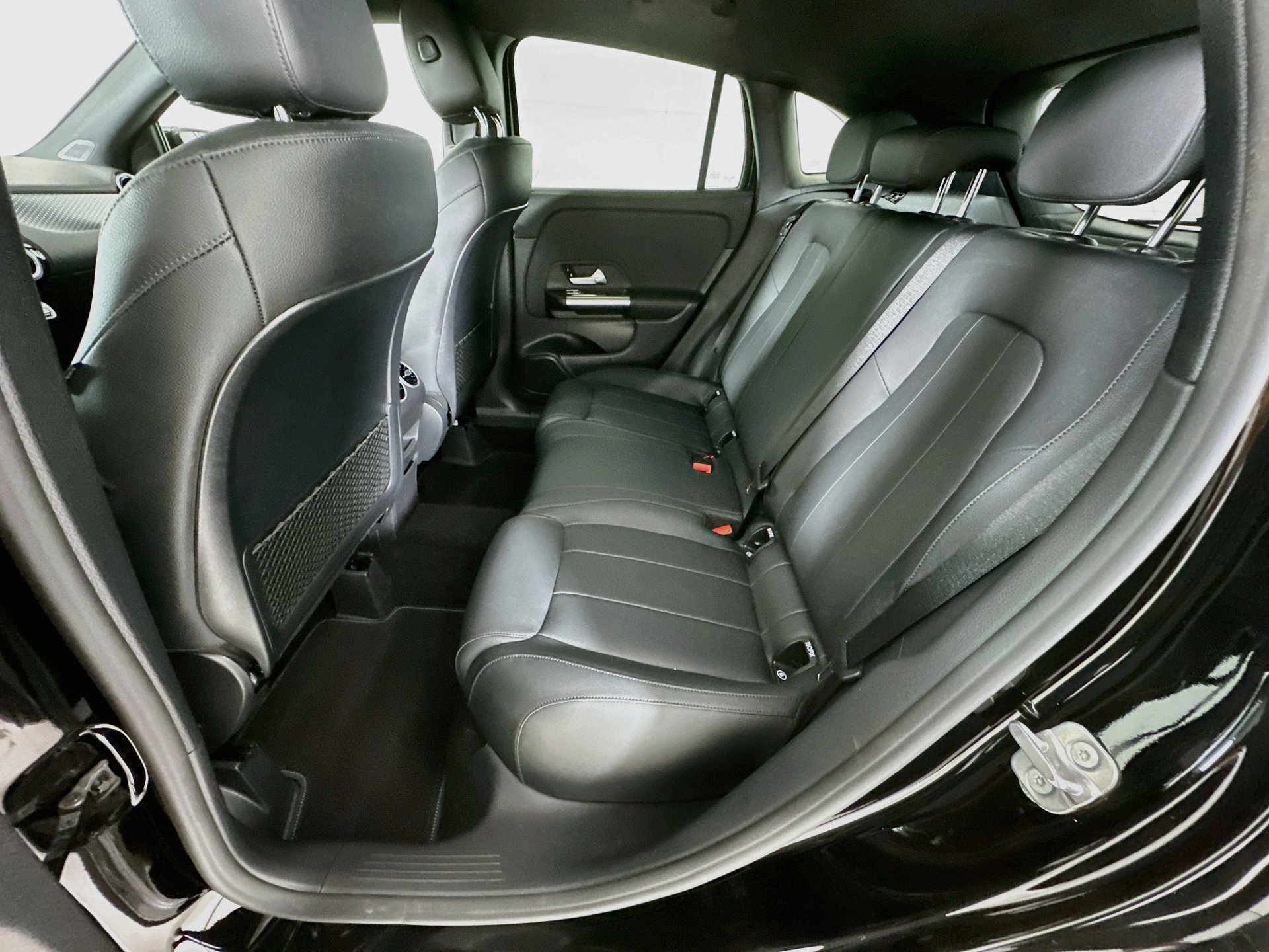 Used 2026 Mercedes-Benz GLA 250 image 24