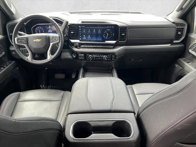 Used 2024 Chevrolet Silverado 3500 LTZ w/ LTZ Plus Package AWD/4WD image 19