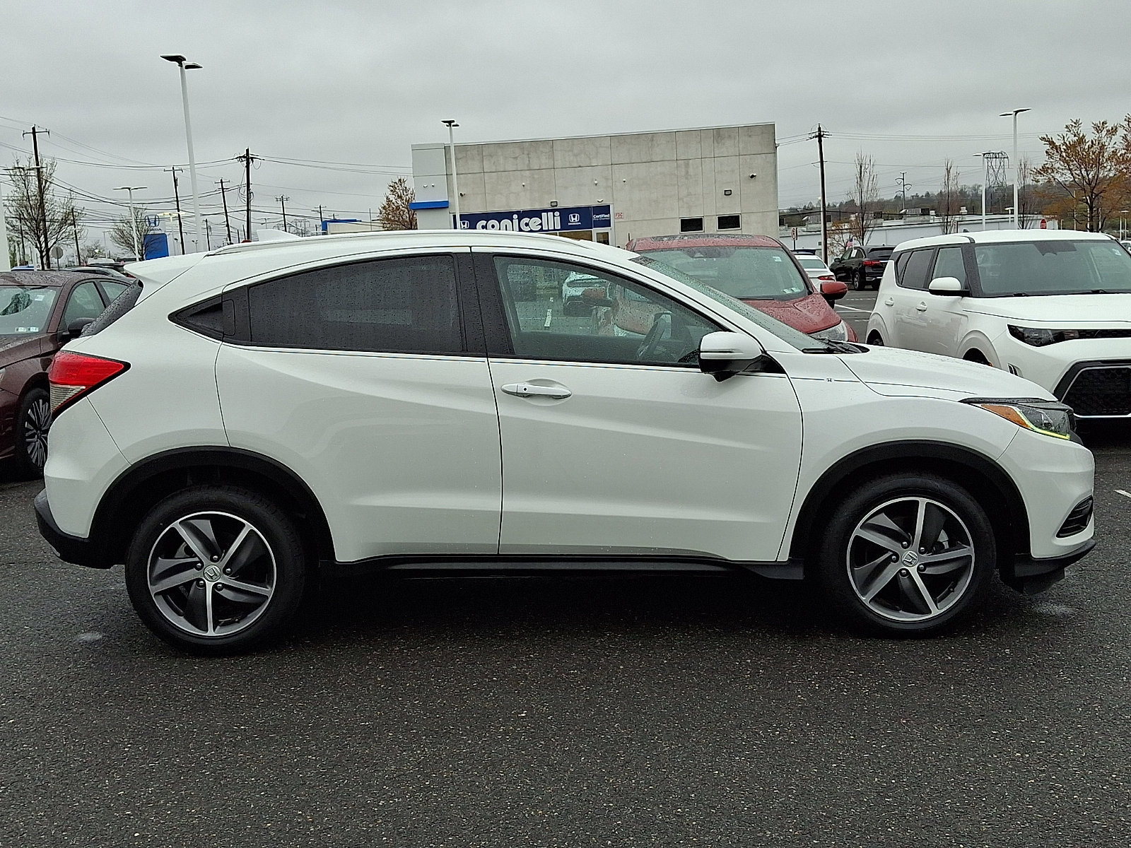 Used 2021 Honda HR-V EX-L image 7