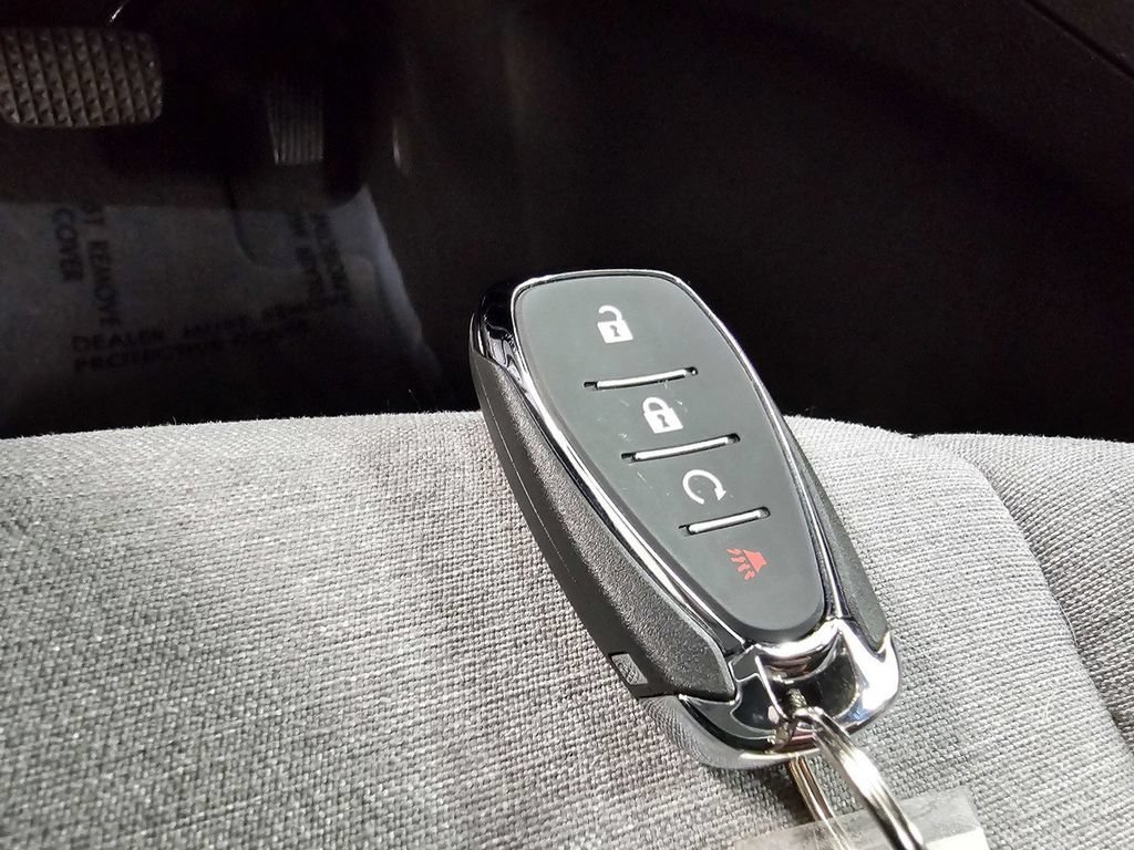 Used 2024 Chevrolet Equinox LS FWD image 33