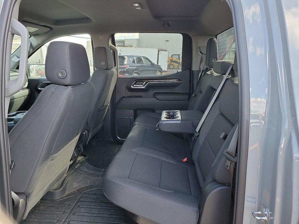 Used 2024 GMC Sierra 1500 Elevation w/ LPO, Elevation Black Package image 7