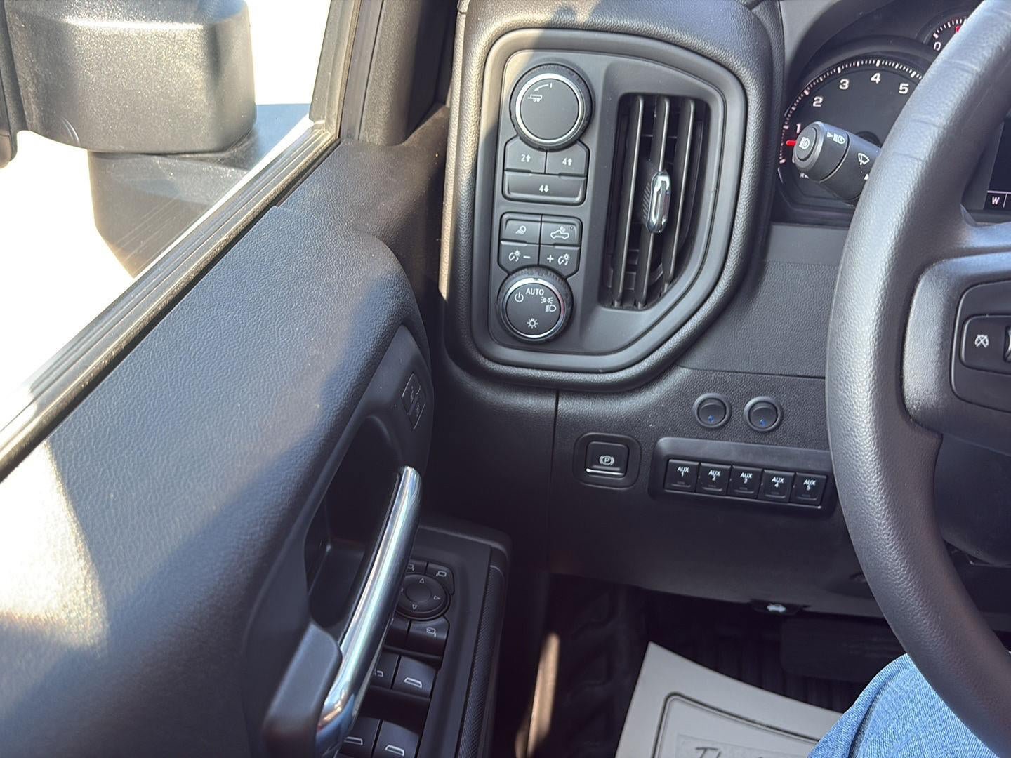 Used 2026 Chevrolet Silverado 3500 W/T w/ WT Convenience Package AWD/4WD image 14